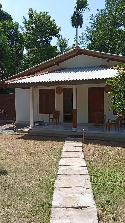Colombo Airport-Transit-Villa Butterfly Stay Guesthouse 卡图纳耶克